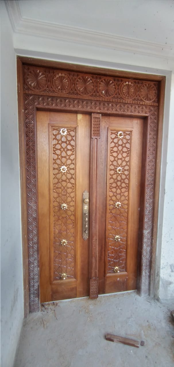 Lamu Door 1